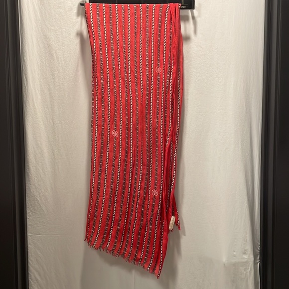 Tory Burch Linen Blend Gemini Link Rope Oblong Scarf, Red - Picture 4 of 7